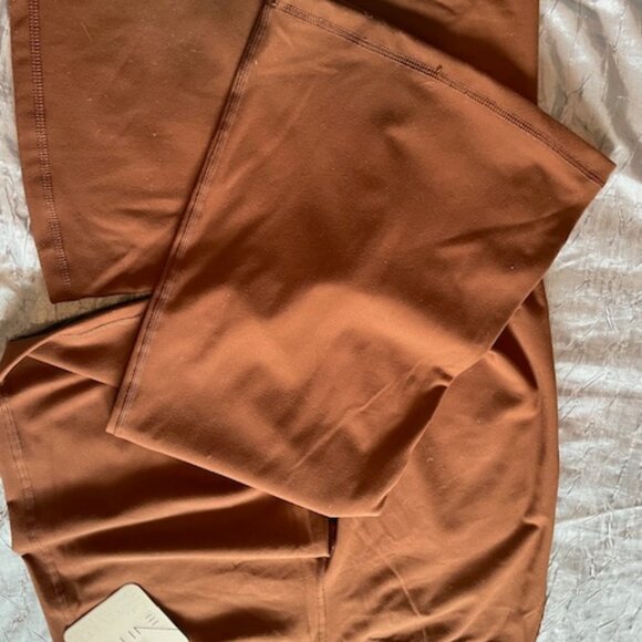 Yelete Active Brown Flared Leggings Size L NWT - Picture 8 of 10